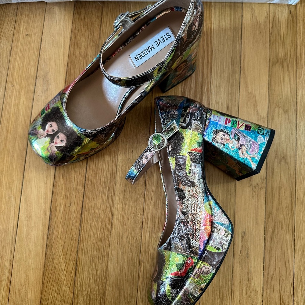 Steve Madden Mingle Pump Comic, 6.5 US
